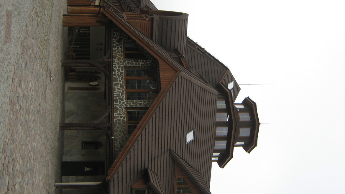 GERARD Corona chestnut Hotel Szymbark